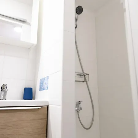 Escapade Marine, Renove Avec Exterieur A Deux Pas De La Agde